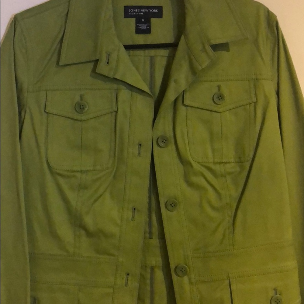 Button down jacket - Picture 2 of 4